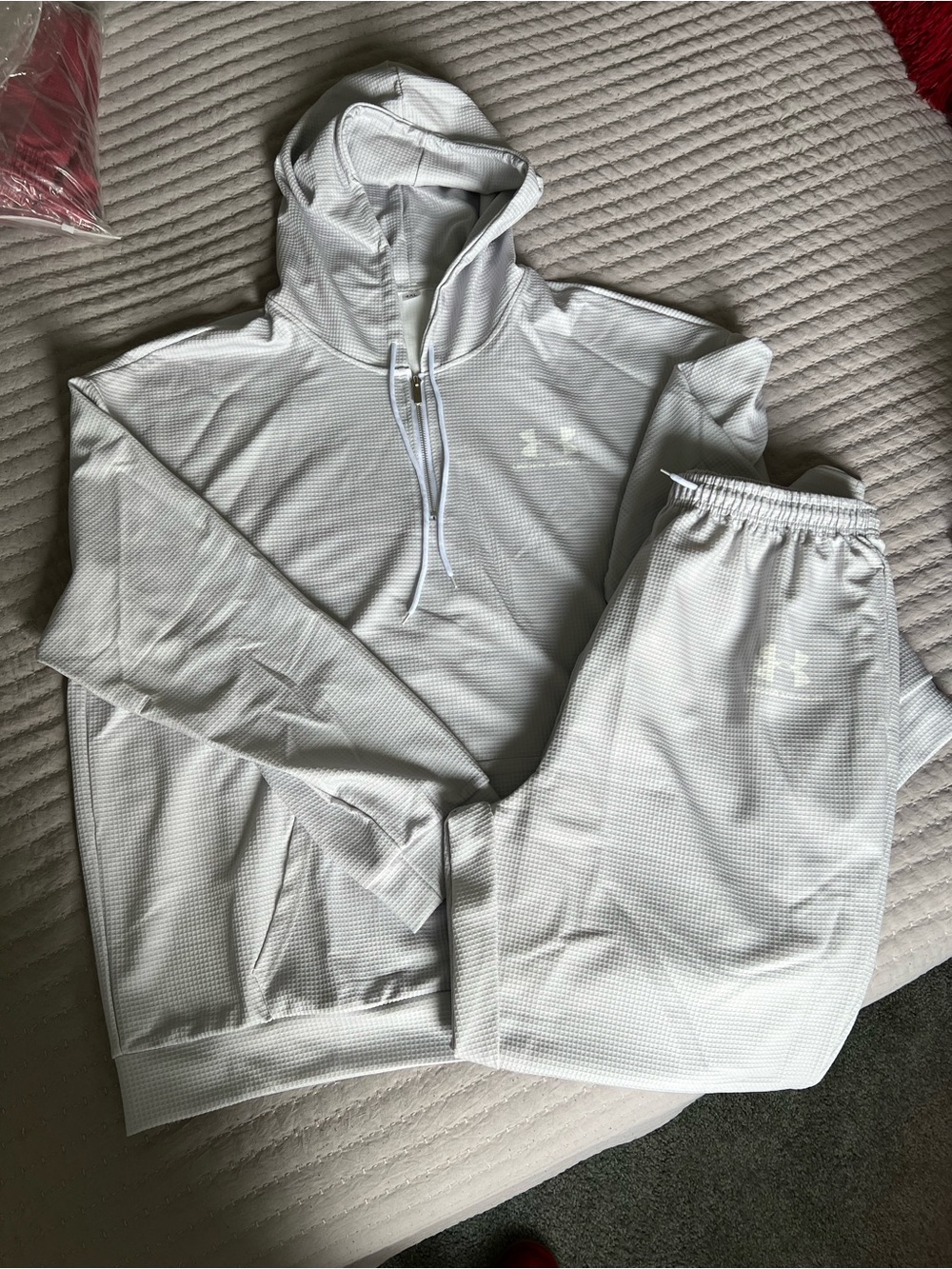 Under Armour Men’s Lt Gray Casual Set
